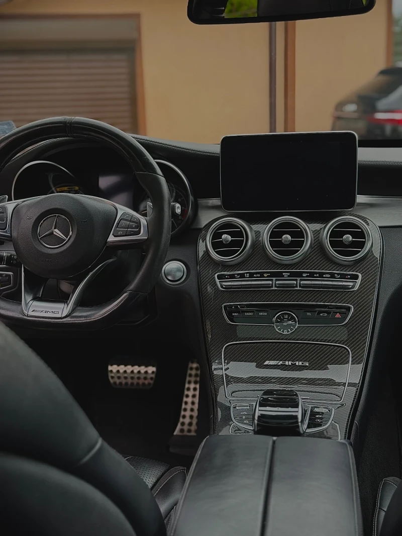 Mercedes-Benz C 63 AMG HEAD UP!LINE!FULL NIGHT BLACK EDITION!PANO!DIS!, снимка 14 - Автомобили и джипове - 52637354