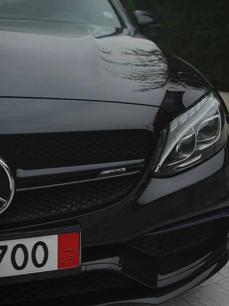 Mercedes-Benz C 63 AMG HEAD UP!LINE!FULL NIGHT BLACK EDITION!PANO!DIS!, снимка 2 - Автомобили и джипове - 52637354