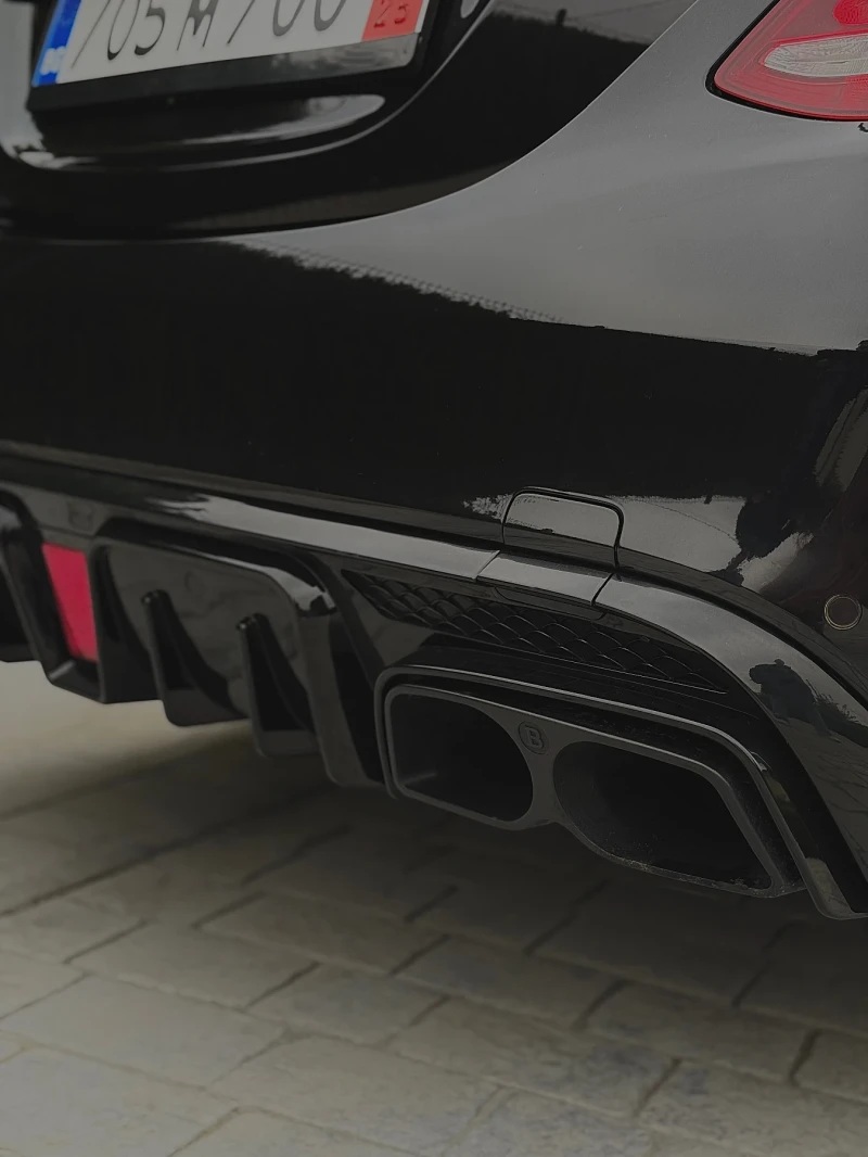 Mercedes-Benz C 63 AMG HEAD UP!LINE!FULL NIGHT BLACK EDITION!PANO!DIS!, снимка 9 - Автомобили и джипове - 52637354