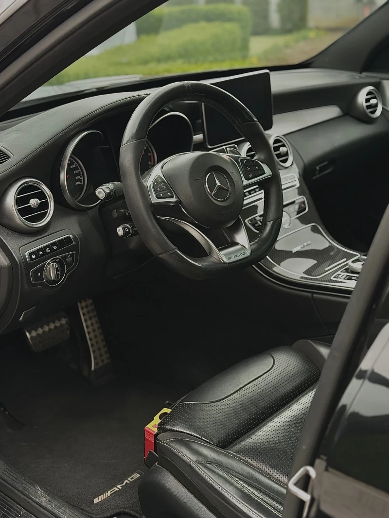 Mercedes-Benz C 63 AMG HEAD UP!LINE!FULL NIGHT BLACK EDITION!PANO!DIS!, снимка 10 - Автомобили и джипове - 52637354