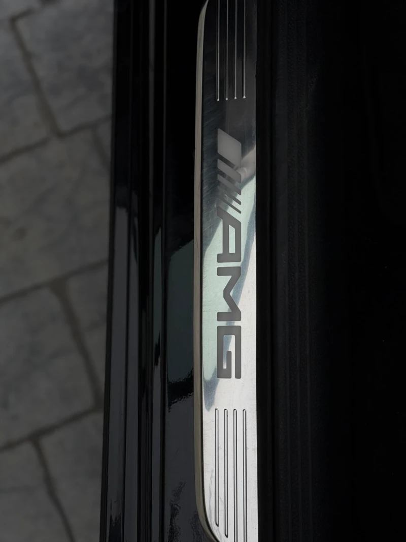 Mercedes-Benz C 63 AMG HEAD UP!LINE!FULL NIGHT BLACK EDITION!PANO!DIS!, снимка 12 - Автомобили и джипове - 52637354