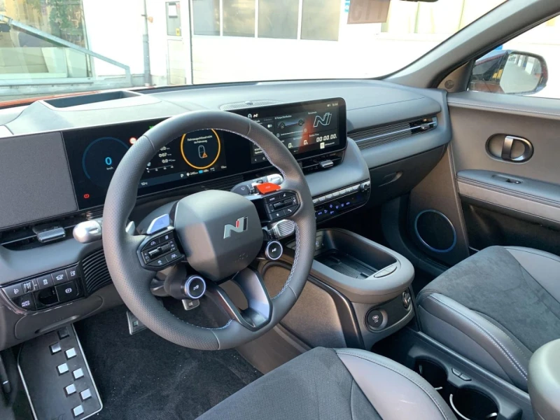 Hyundai Ioniq 5 N PERFORMANCE PANO BOSE HEAD UP 360 SEAT PAKET, снимка 7 - Автомобили и джипове - 51850939