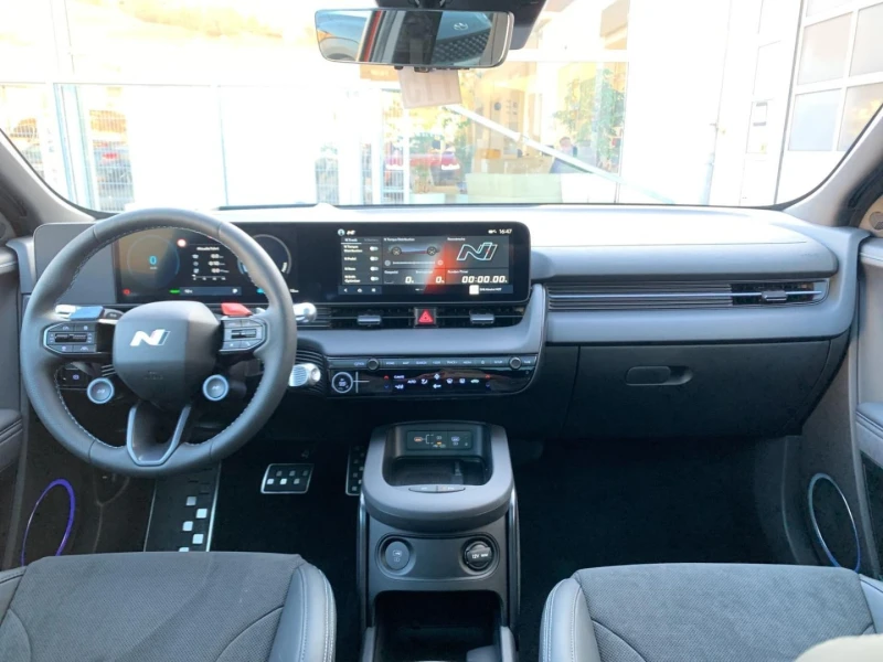 Hyundai Ioniq 5 N PERFORMANCE PANO BOSE HEAD UP 360 SEAT PAKET, снимка 11 - Автомобили и джипове - 51850939