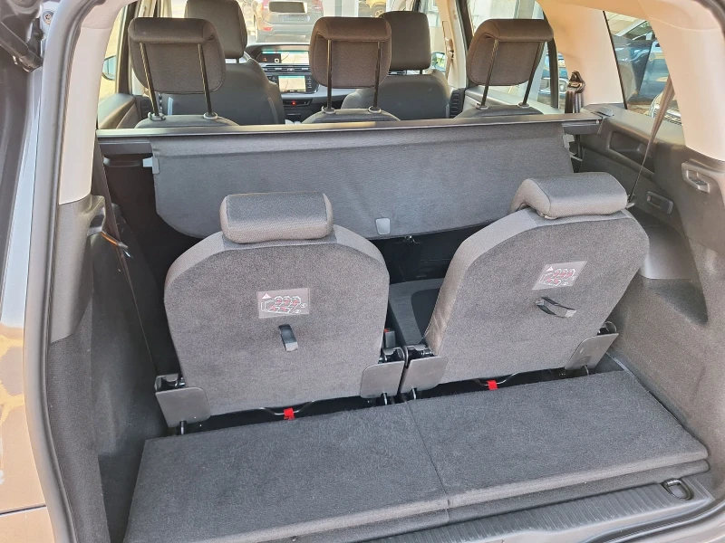 Citroen Grand C4 Picasso октомври 2021г 7 места Дизел от Италия , снимка 14 - Автомобили и джипове - 52227912