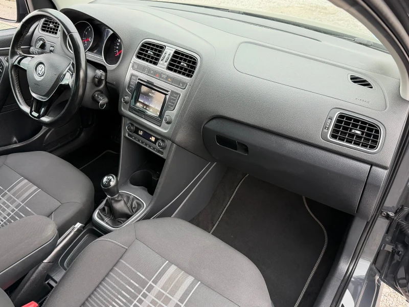 VW Polo LOUNGE 1.2TSI EURO 6 TUV COC, снимка 14 - Автомобили и джипове - 52674451