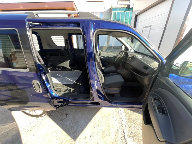 Fiat Doblo 1.3 MJT 16 V Emotion, снимка 4 - Автомобили и джипове - 53166896