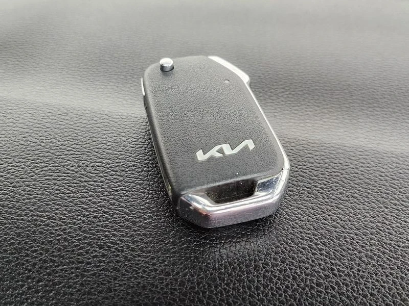 Kia K3 1.6 Automatic, снимка 14 - Автомобили и джипове - 55585775