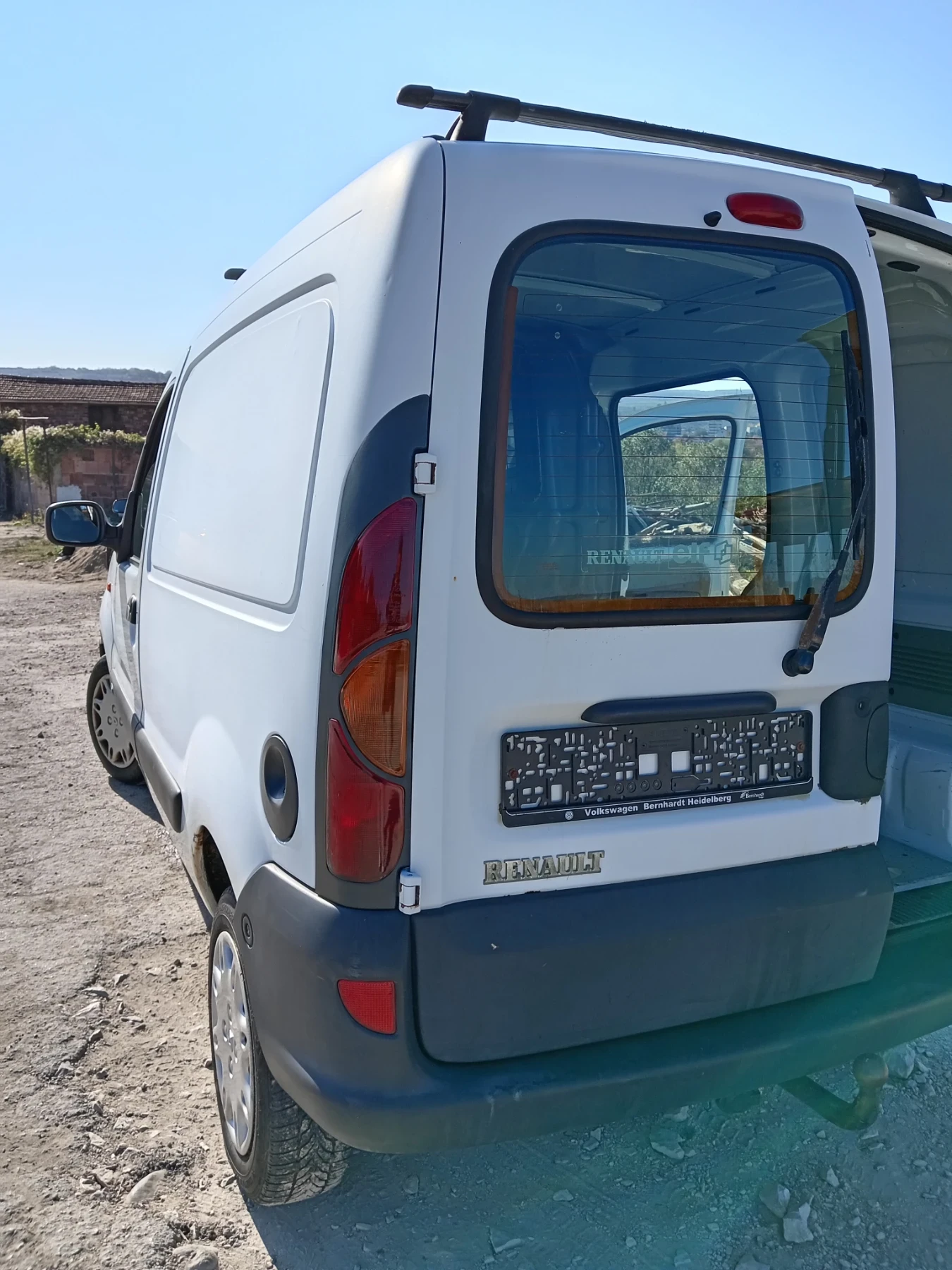 Renault Kangoo 1.5 дизел 214 000 км - изображение 4