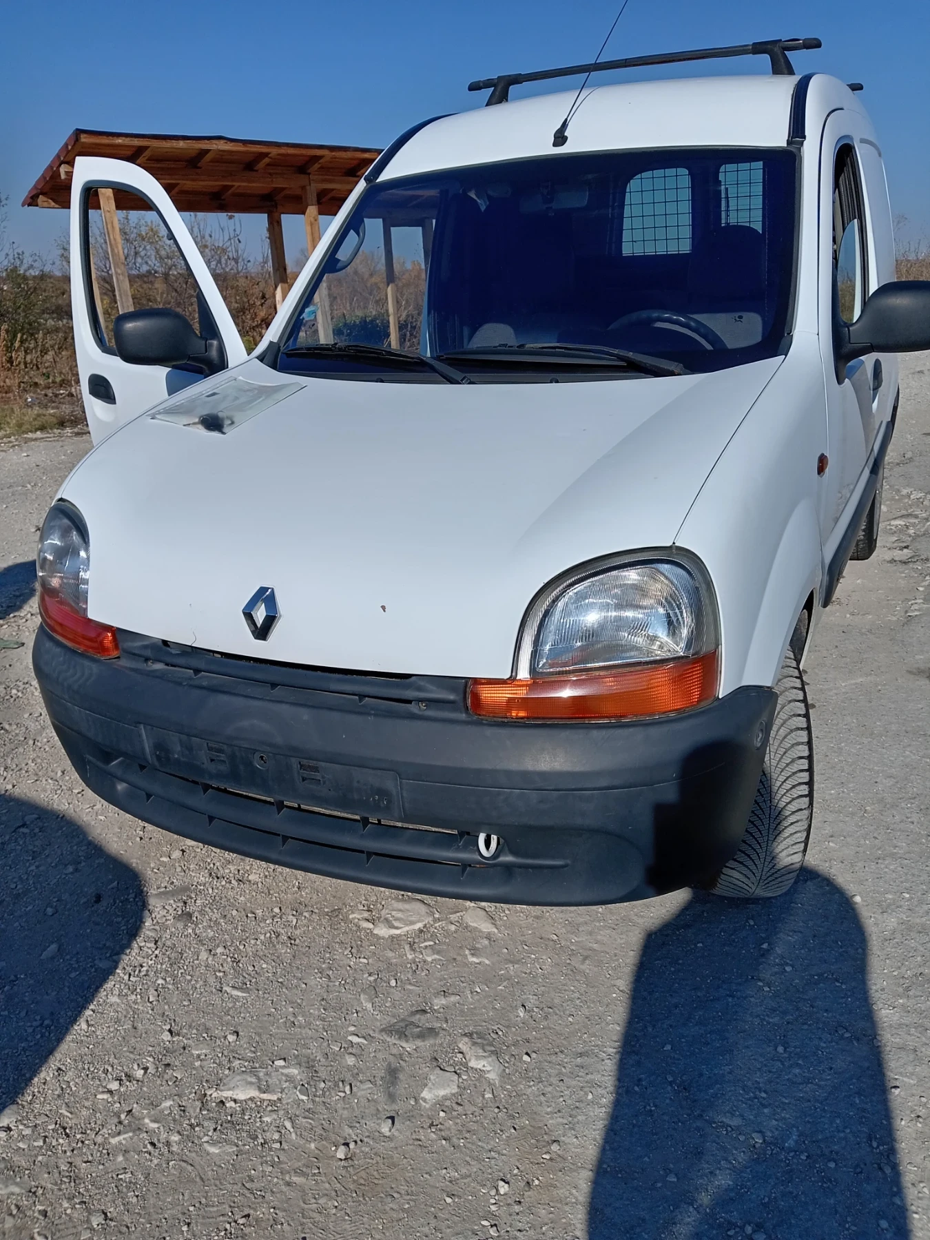 Renault Kangoo 1.5 дизел 214 000 км - изображение 2