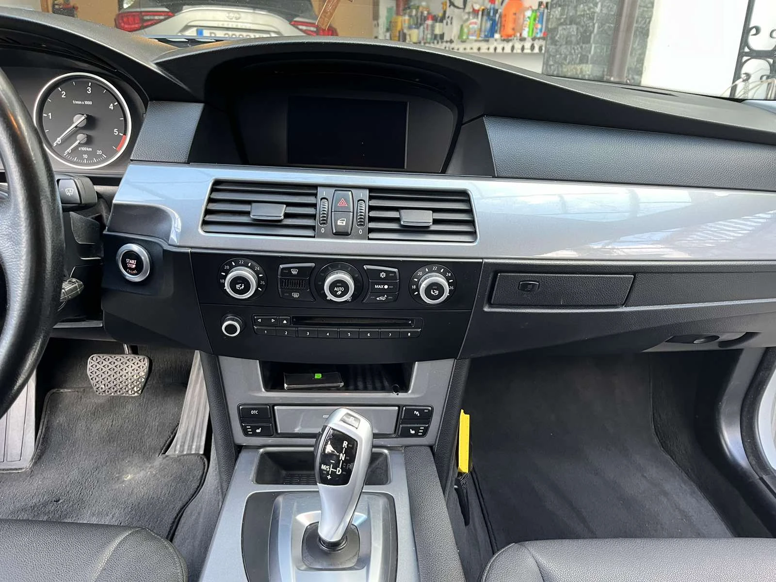 BMW 520 facelift - изображение 10