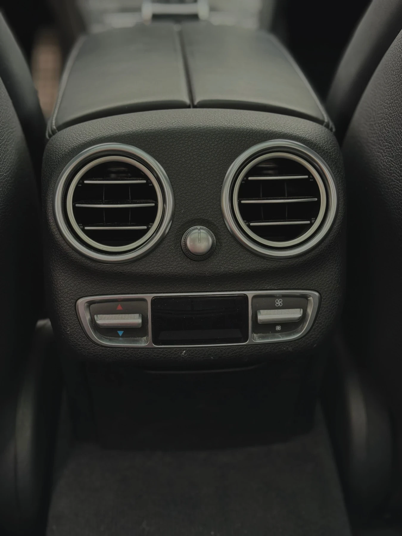 Mercedes-Benz C 63 AMG HEAD UP!LINE!FULL NIGHT BLACK EDITION!PANO!DIS! | Mobile.bg   17