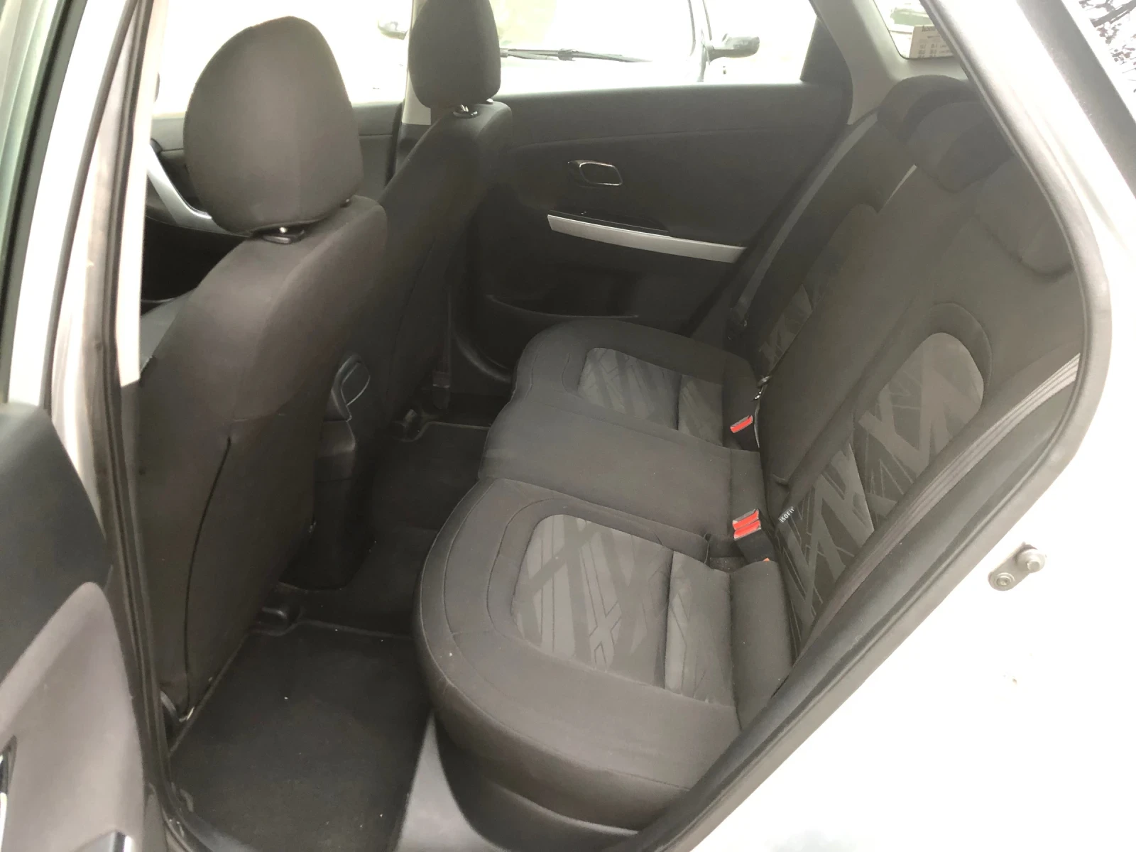 Kia Ceed 1.6 - изображение 10