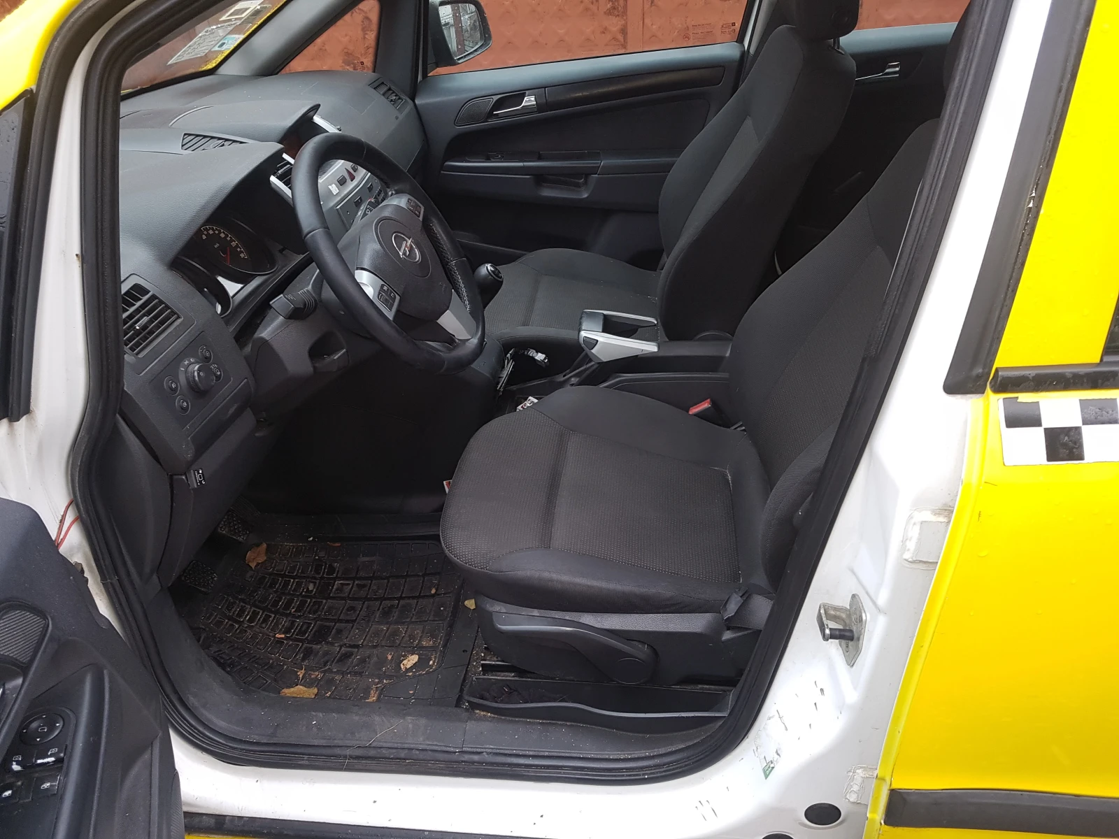 Opel Zafira 1.6i GAZ - изображение 9