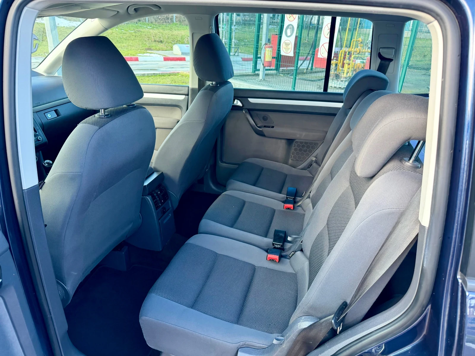 VW Touran 1.6-105k 6+ 1 TOP - изображение 6