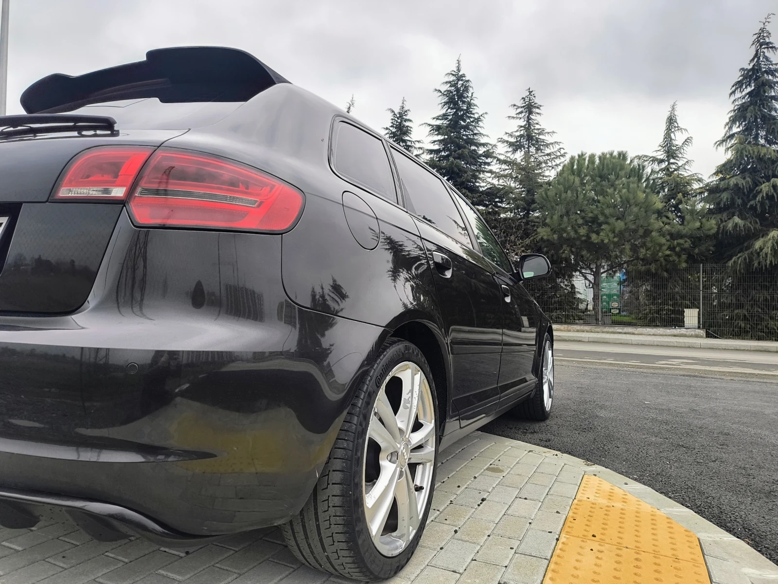 Audi A3 2.0 TDI SPORTBACK/AВТОМАТ/ЕВРО5, снимка 6 - Автомобили и джипове - 53486045