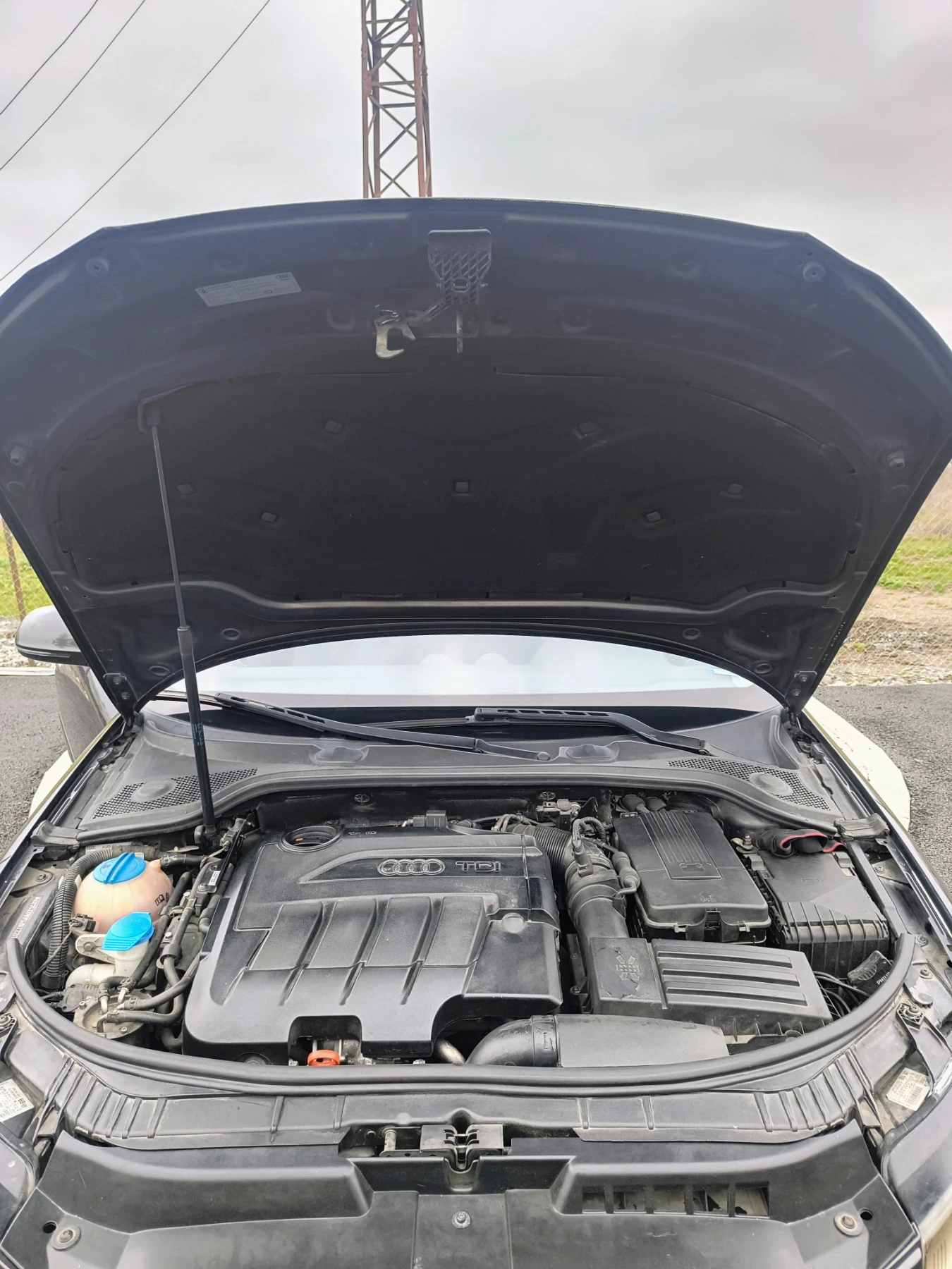 Audi A3 2.0 TDI SPORTBACK/AВТОМАТ/ЕВРО5, снимка 9 - Автомобили и джипове - 53486045