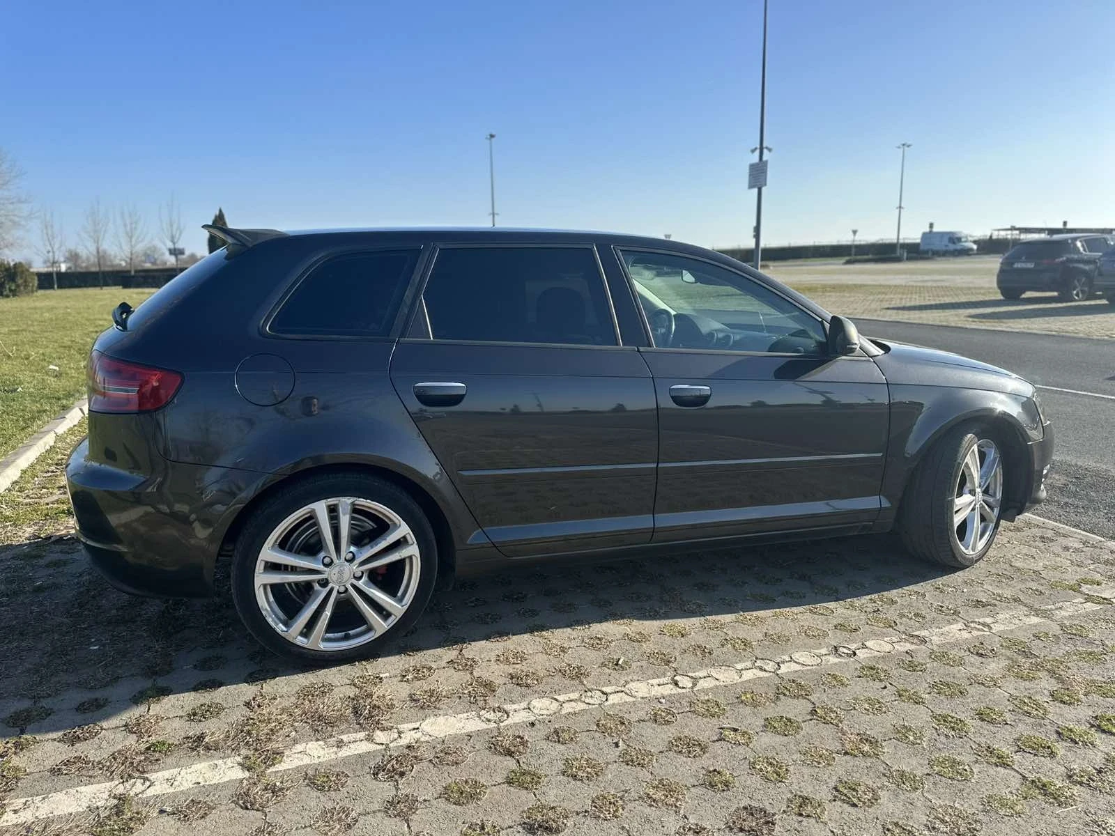 Audi A3 2.0 TDI SPORTBACK/AВТОМАТ/ЕВРО5 - изображение 5