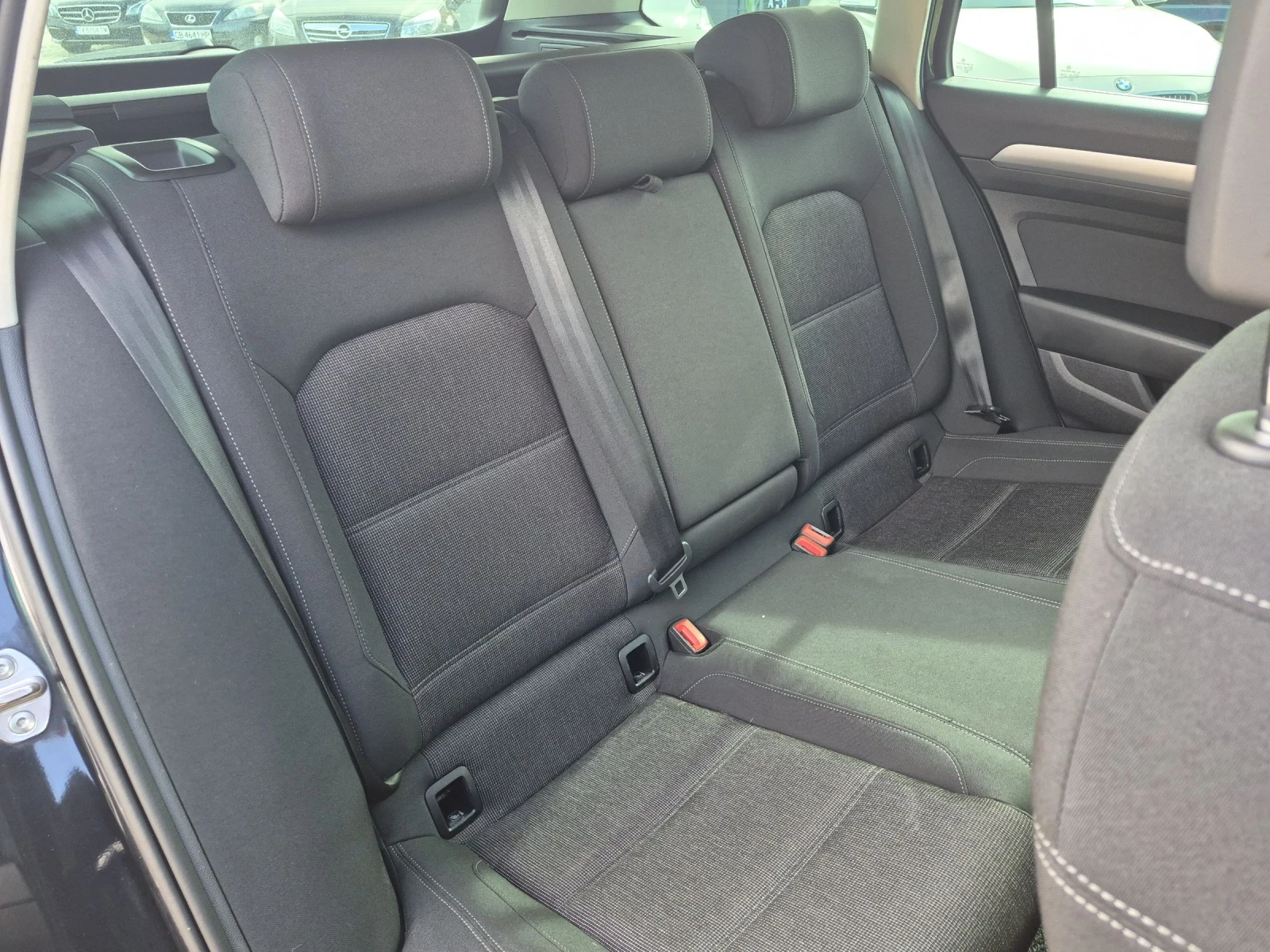 VW Passat 8/ Tdi/NAVI/EURO6 | Mobile.bg � ����������� 9