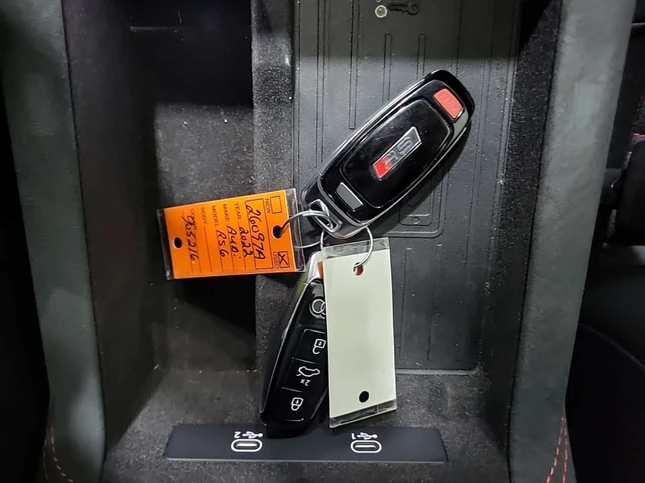 Audi Quattro * 4.0 TFSI * CARFAX * БЕЗ ПЪРВОНАЧАЛНА ВНОСКА - изображение 8