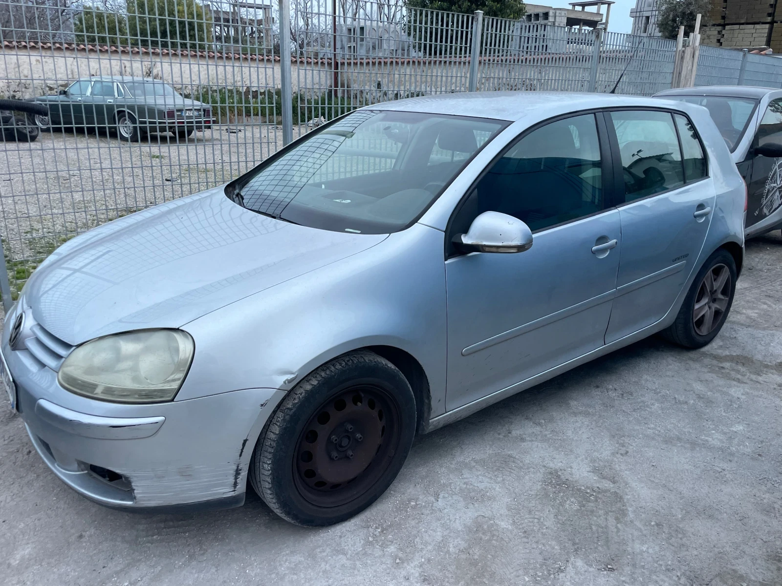 VW Golf 1.6 5P Comfortline (75 kW) БЕНЗИН + ГАЗ, снимка 2 - Автомобили и джипове - 53834852