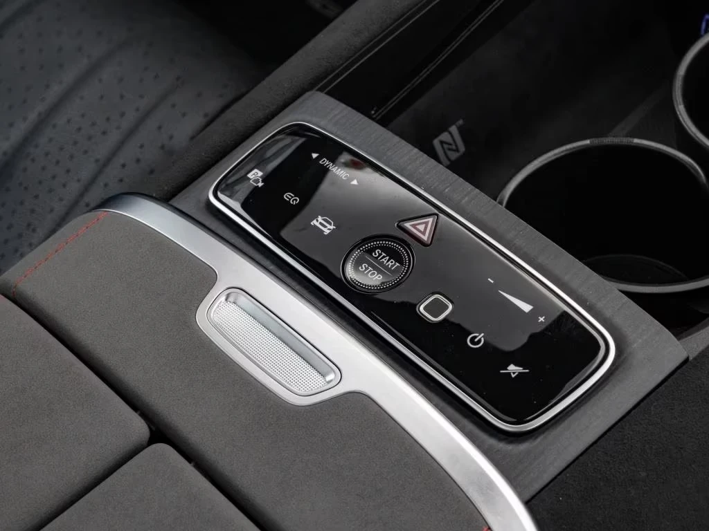 Mercedes-Benz EQS 580 AMG/4MATIC/HYPERSCREEN/MAGNO/BURM/360/, снимка 8 - Автомобили и джипове - 54025307