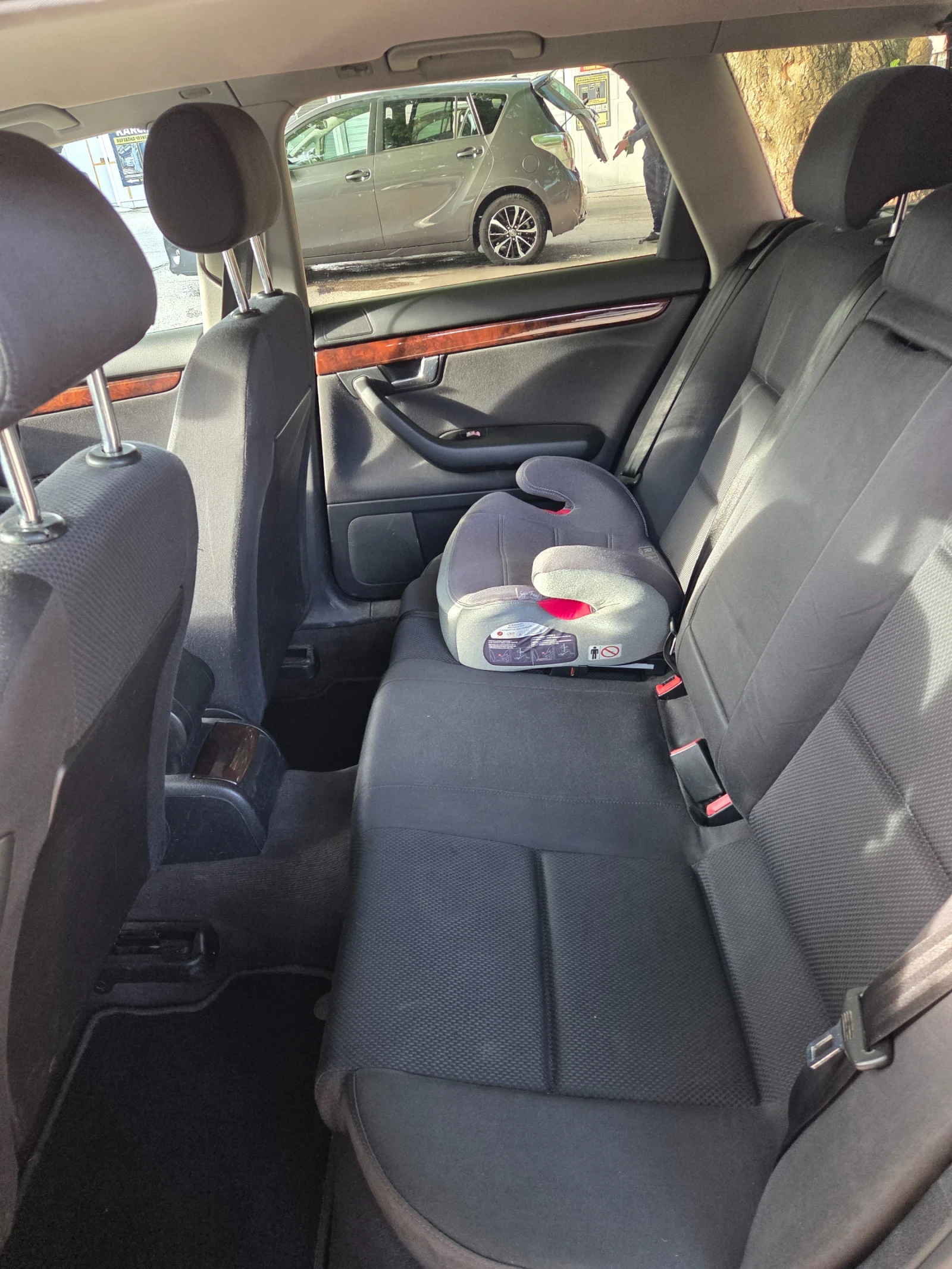 Audi A4, снимка 10 - Автомобили и джипове - 54312194