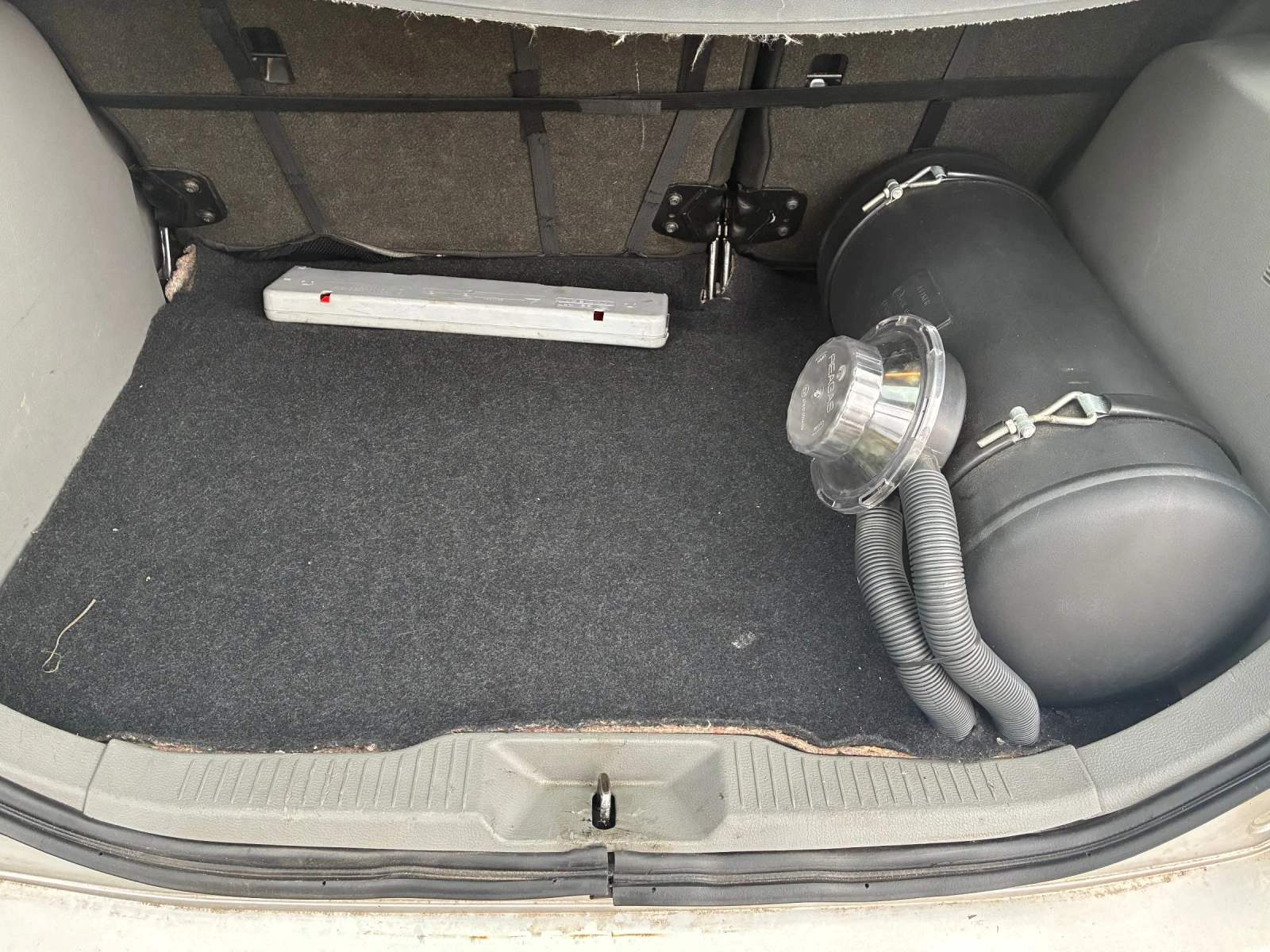 Mazda 2 1250 куб.см. 75к.с. 2005г., снимка 6 - Автомобили и джипове - 54601735