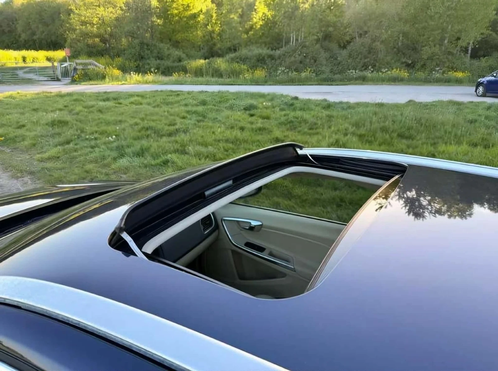 Volvo V60 4x4, Плъгин Хибрид, Premium, снимка 17 - Автомобили и джипове - 54648139