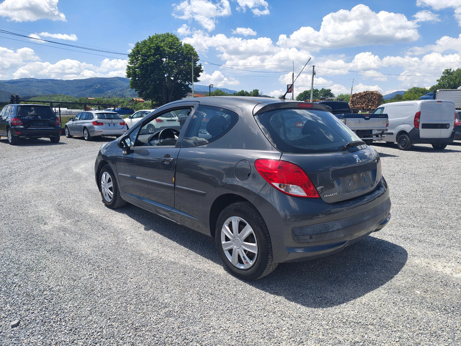 Peugeot 207 1.4 HDI, снимка 5 - Автомобили и джипове - 54978853