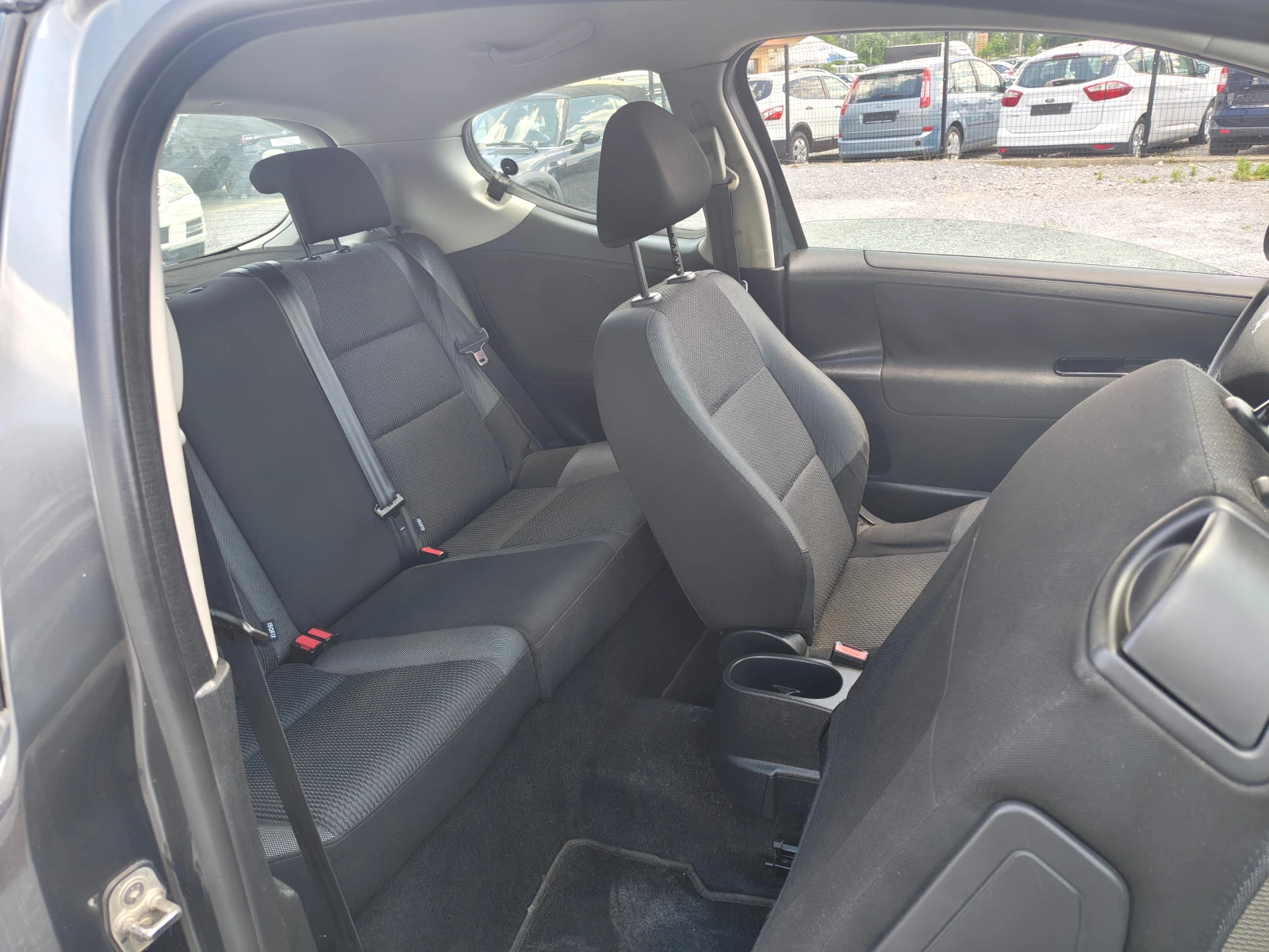 Peugeot 207 1.4 HDI, снимка 11 - Автомобили и джипове - 54978853