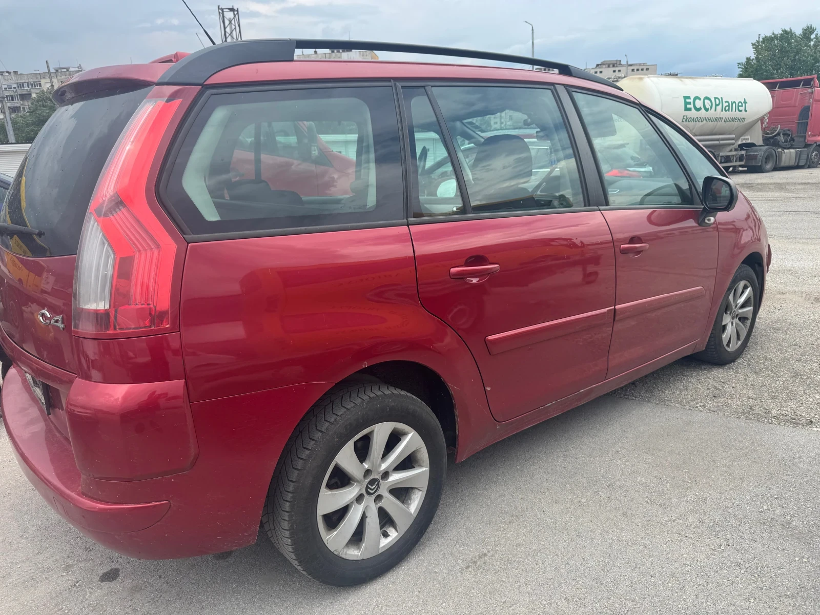 Citroen Grand C4 Picasso 1.6 eHDI avtomat, снимка 3 - Автомобили и джипове - 55011854