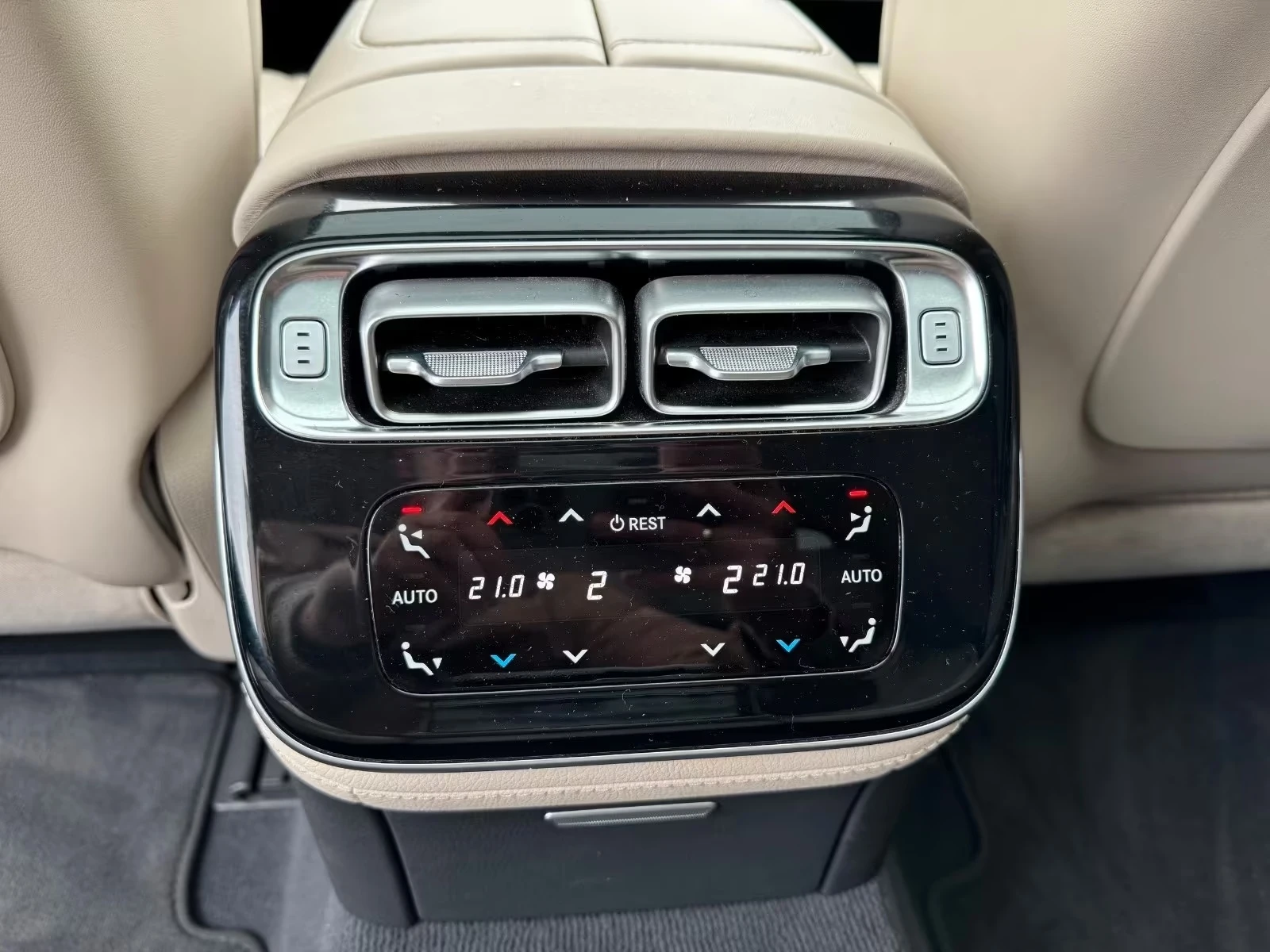 Mercedes-Benz S 400 AMG/ 4 MATIC/ LONG / BURM / HUD / PANO/ SOFT CLOSE, снимка 16 - Автомобили и джипове - 55144261