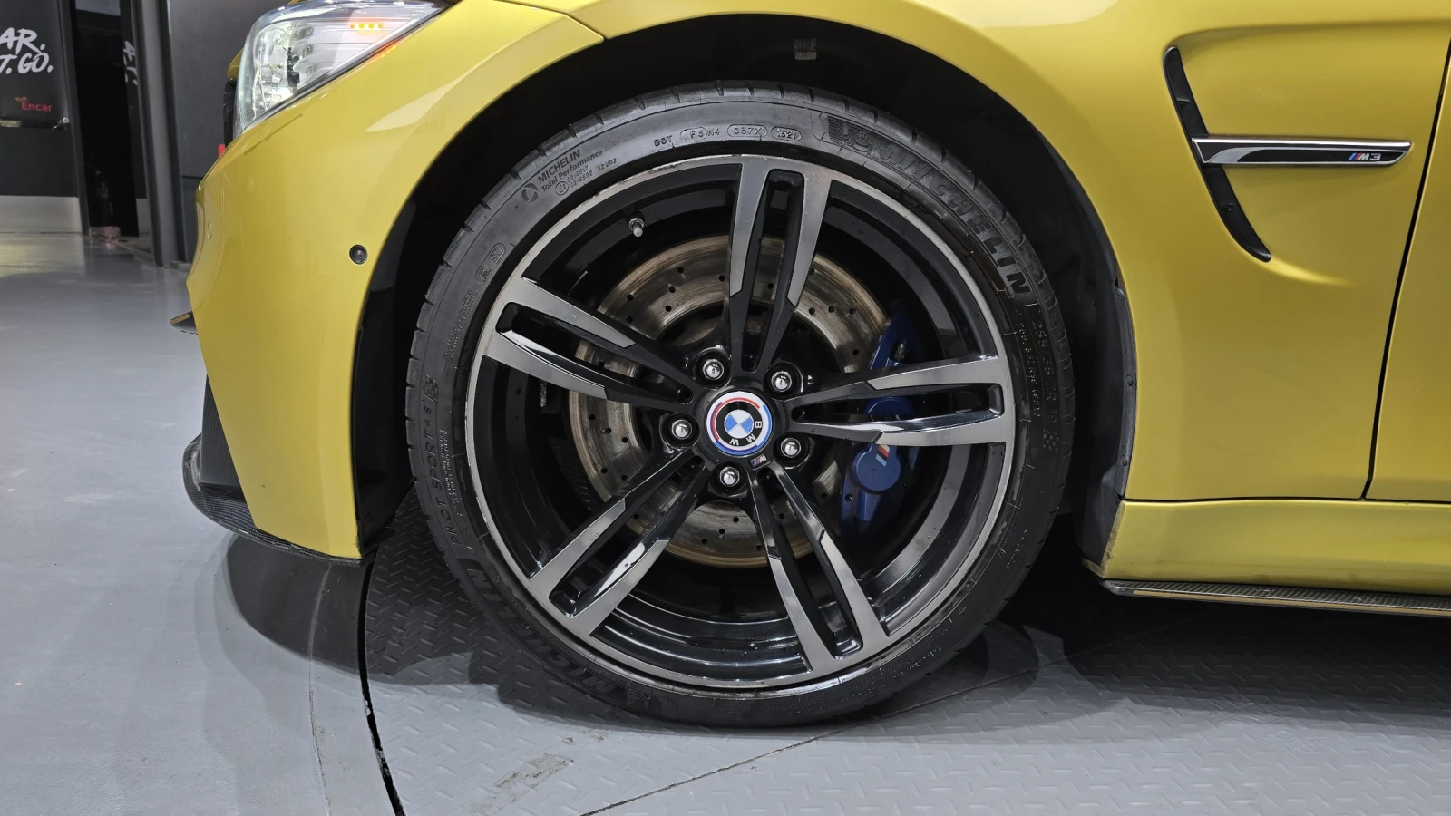 BMW M3 HUD* 360* ПОДГРЕВ ВОЛАН* КРАЙНА ЦЕНА, снимка 5 - Автомобили и джипове - 55348769