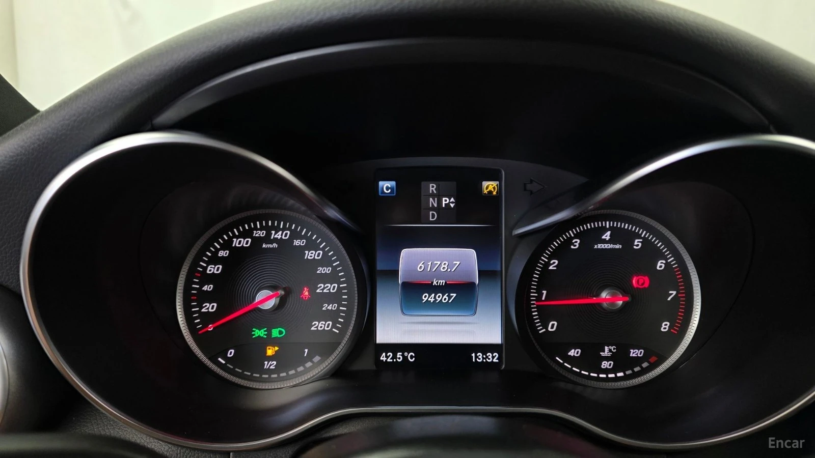 Mercedes-Benz C 200 AMG* COUPE* ПОДГРЕВ* ПАНО, снимка 8 - Автомобили и джипове - 55614624