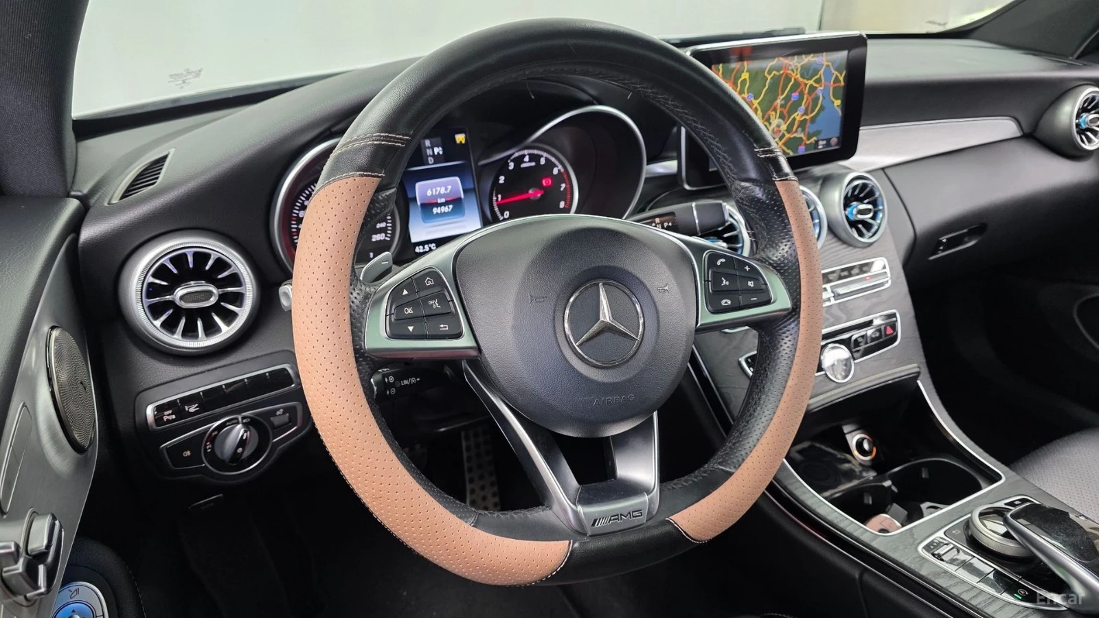 Mercedes-Benz C 200 AMG* COUPE* ПОДГРЕВ* ПАНО, снимка 12 - Автомобили и джипове - 55614624