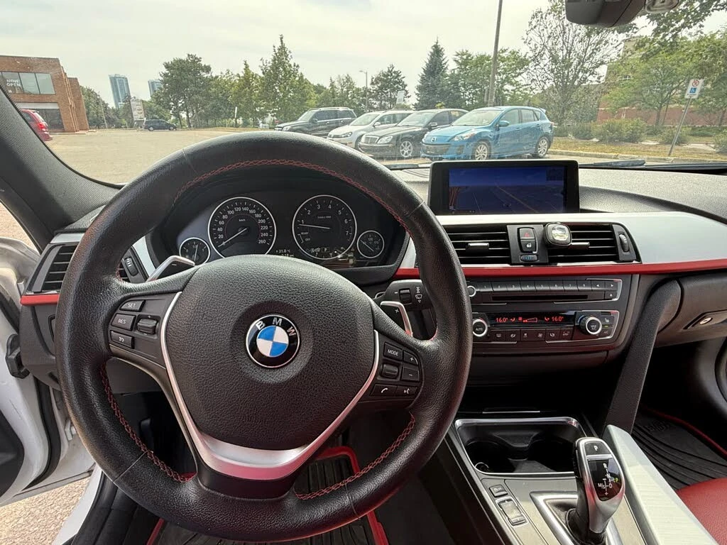 BMW 335 xDrive * АвтоКредит * (ЦЕНА ДО БГ), снимка 9 - Автомобили и джипове - 55617083