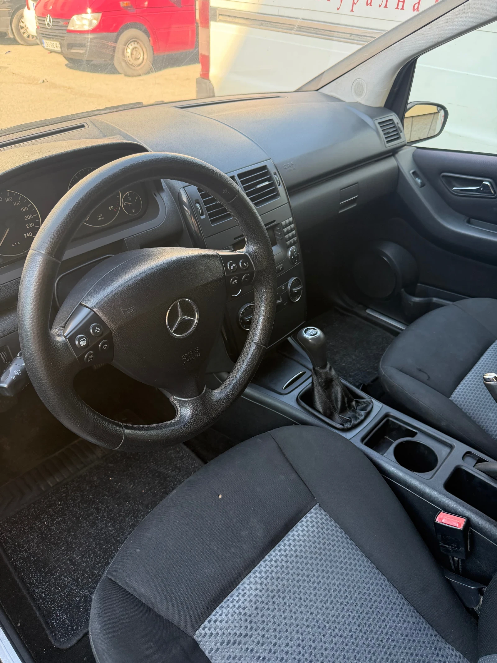 Mercedes-Benz A 180 80kw 109к.с, снимка 5 - Автомобили и джипове - 55776161
