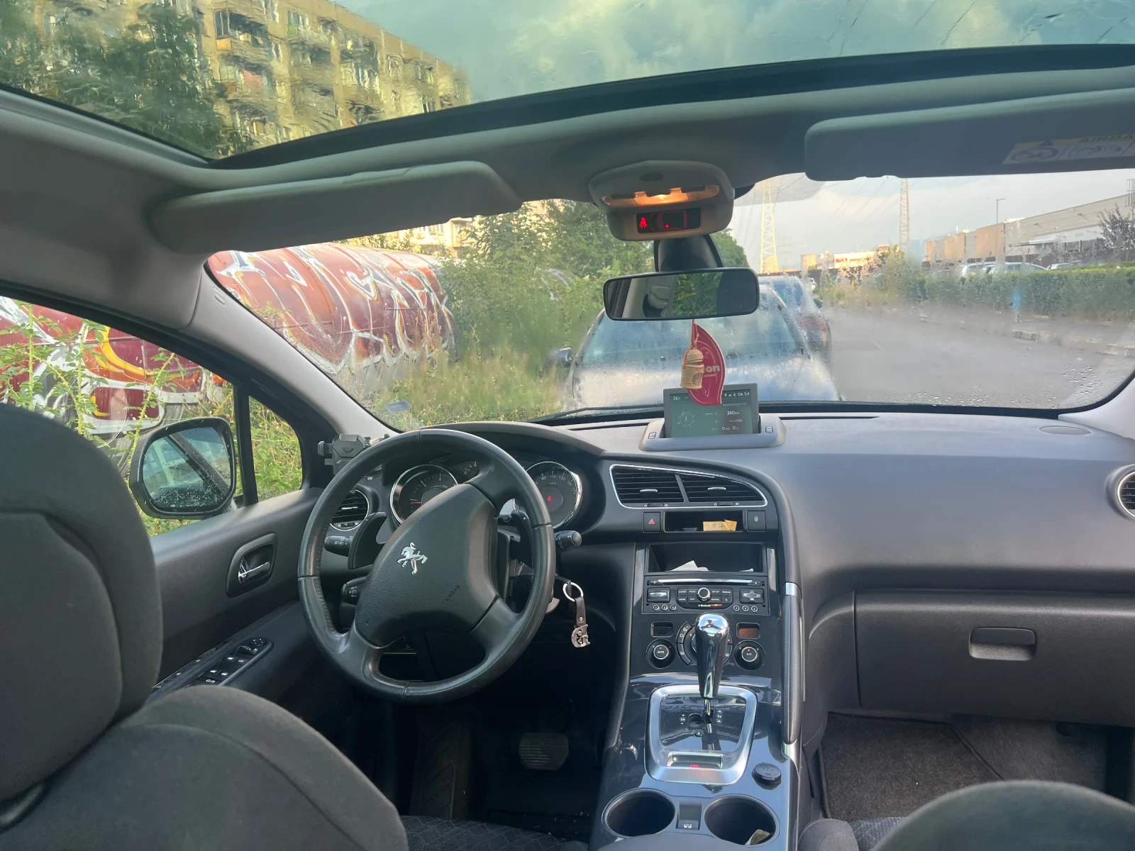 Peugeot 3008     Товарен, с панорама и налични задни седалки, снимка 3 - Автомобили и джипове - 55791586