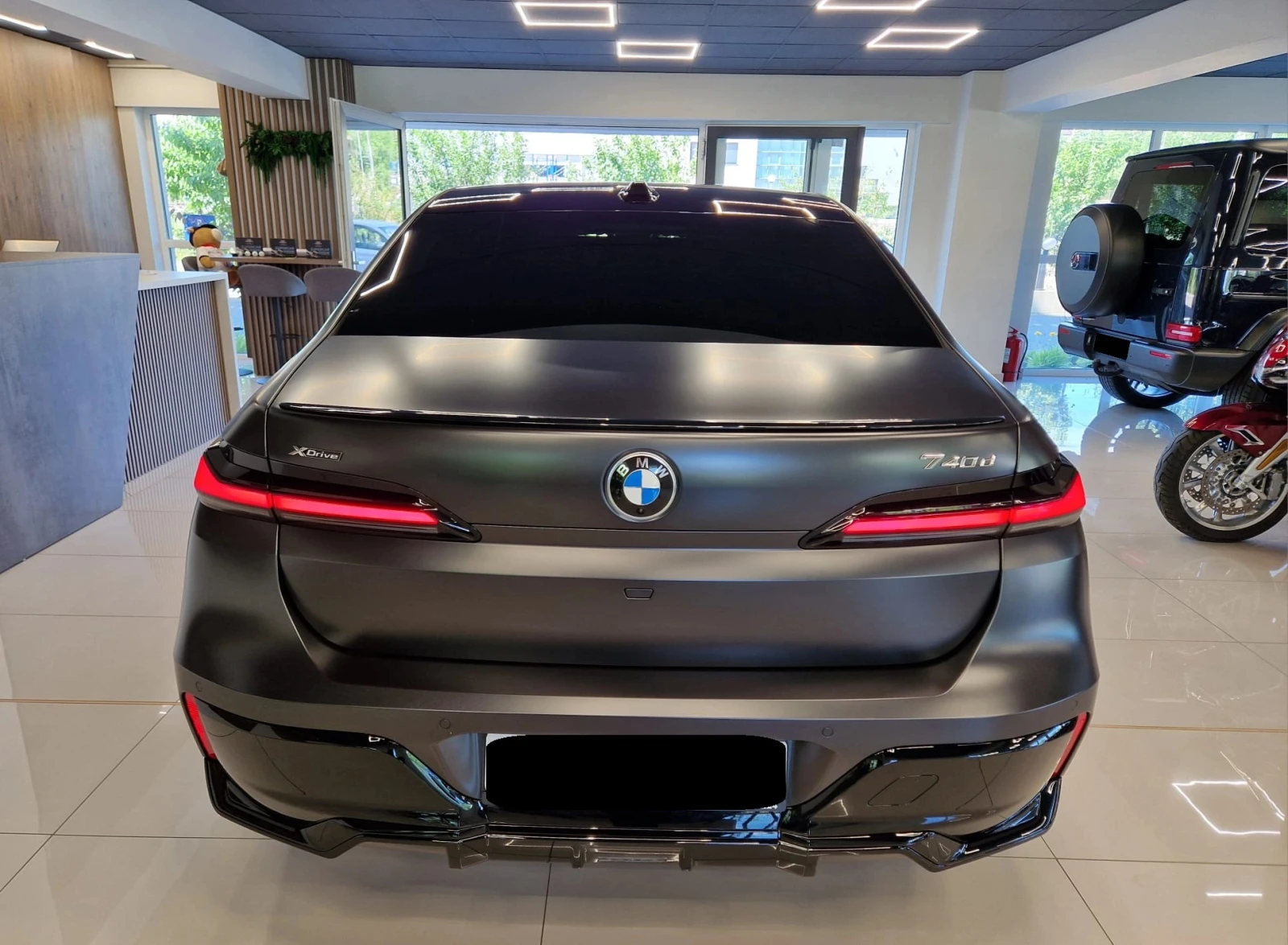 BMW 740 d Mild Hybrid xDrive M-Sport Paket, снимка 5 - Автомобили и джипове - 55985883