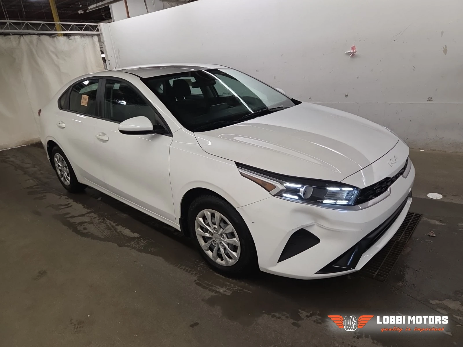 Kia Forte, снимка 2 - Автомобили и джипове - 56018237