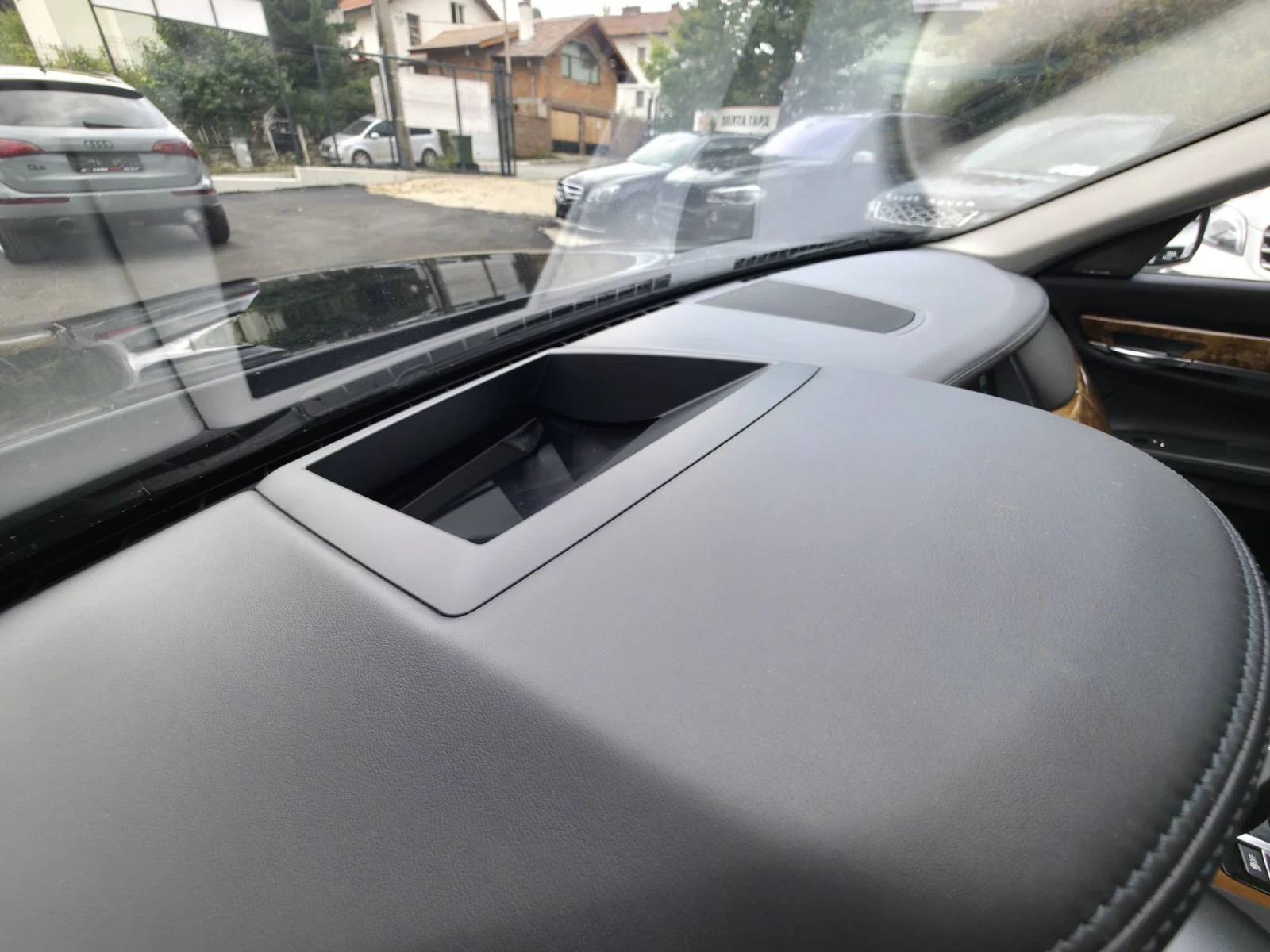 BMW 740 LONG= ВАКУУМ= МАСАЖ= ОБДУХВАНЕ= 3ХTV, снимка 9 - Автомобили и джипове - 56273084