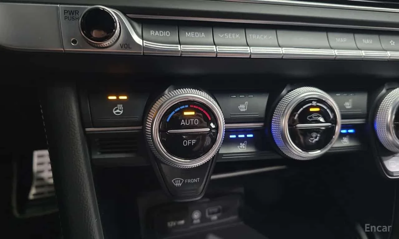 Genesis G70 3.3T Sport| �����| ����� ������| 2 �����|  | Mobile.bg � ����������� 13