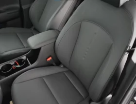 Hyundai Kona Elektro* 65kWh* Full LED* NAVI - 28998 € / 56715.16 лв. - 86623068 5