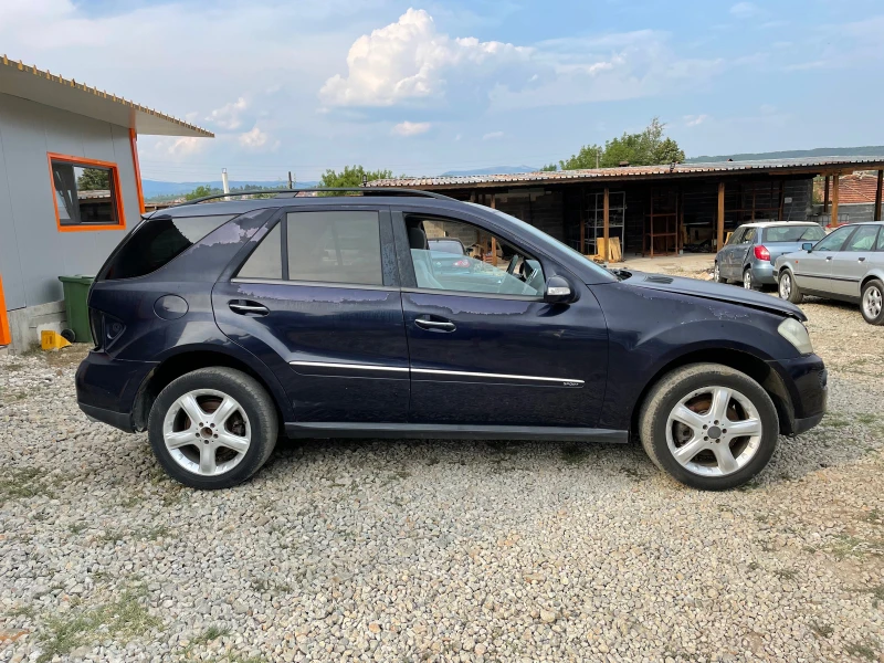 Mercedes-Benz ML 320 Airmatic,xenon, снимка 3 - Автомобили и джипове - 45090161