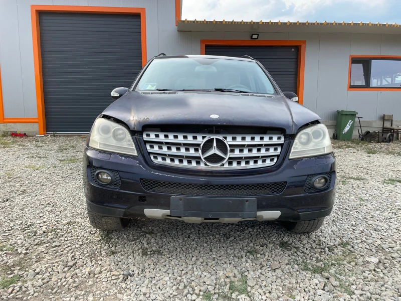 Mercedes-Benz ML 320 Airmatic,xenon, снимка 1 - Автомобили и джипове - 45090161