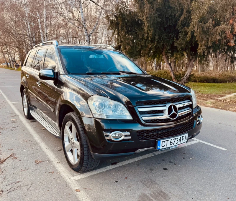 Mercedes-Benz GL 320 CDI, снимка 8 - Автомобили и джипове - 49448431