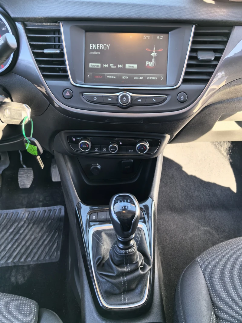 Opel Crossland X 1.2 turbo, снимка 15 - Автомобили и джипове - 49585221