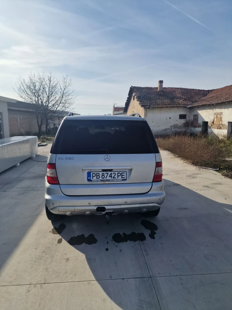 Mercedes-Benz ML 320, снимка 6 - Автомобили и джипове - 52868722
