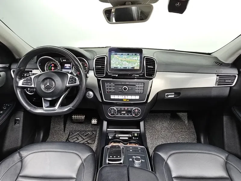 Mercedes-Benz GLE 350 4 MATIC COUPE, снимка 13 - Автомобили и джипове - 55924004