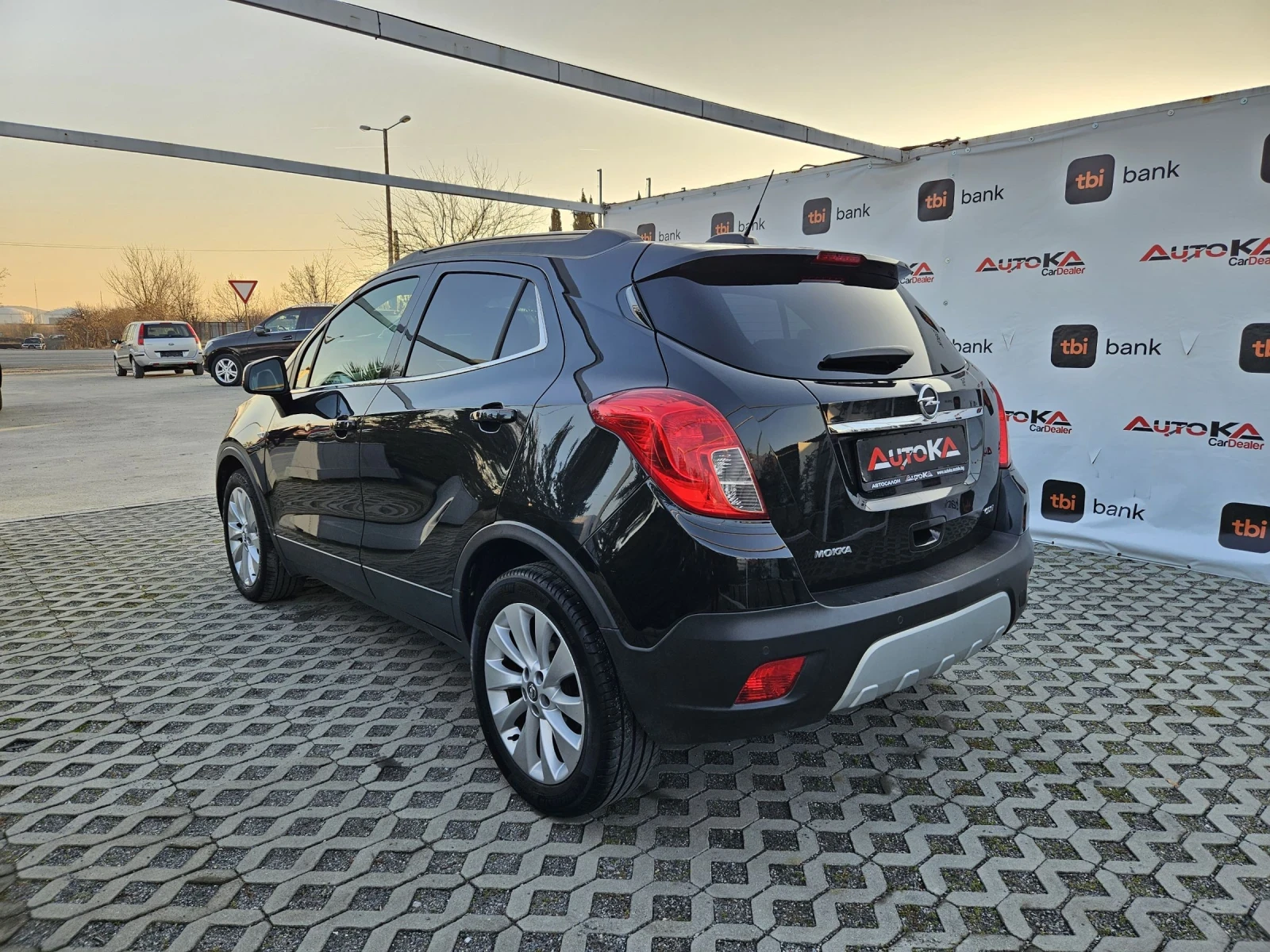 Opel Mokka 1.6CDTI-136кс= 6СКОРОСТИ= АВТОПИЛОТ= ПАРКТРОНИК - изображение 5